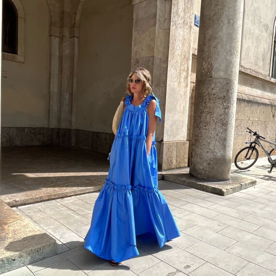https://stellasabatoni.de/products/dress-blue-dream